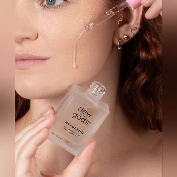 NWT DEW OF THE GODS HYABLEND DAILY GLOW OIL MINI 10mL! - Picture 7 of 9